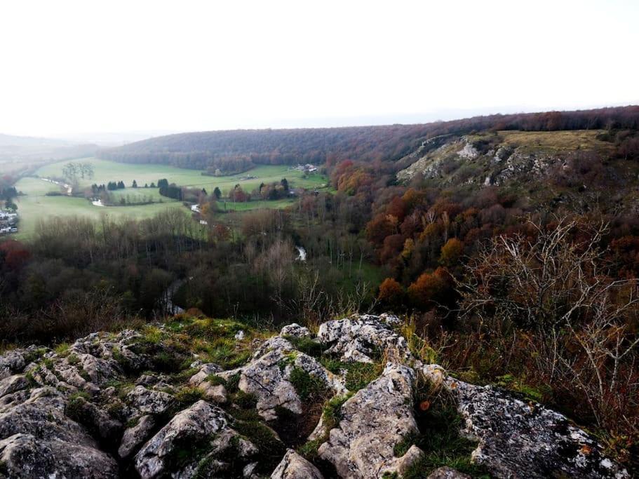 La Roche Trouee - Maison Avec Vue A Nismes Exteriér fotografie